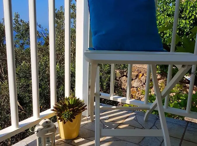 招待所 斯维耶可夫公寓 3*